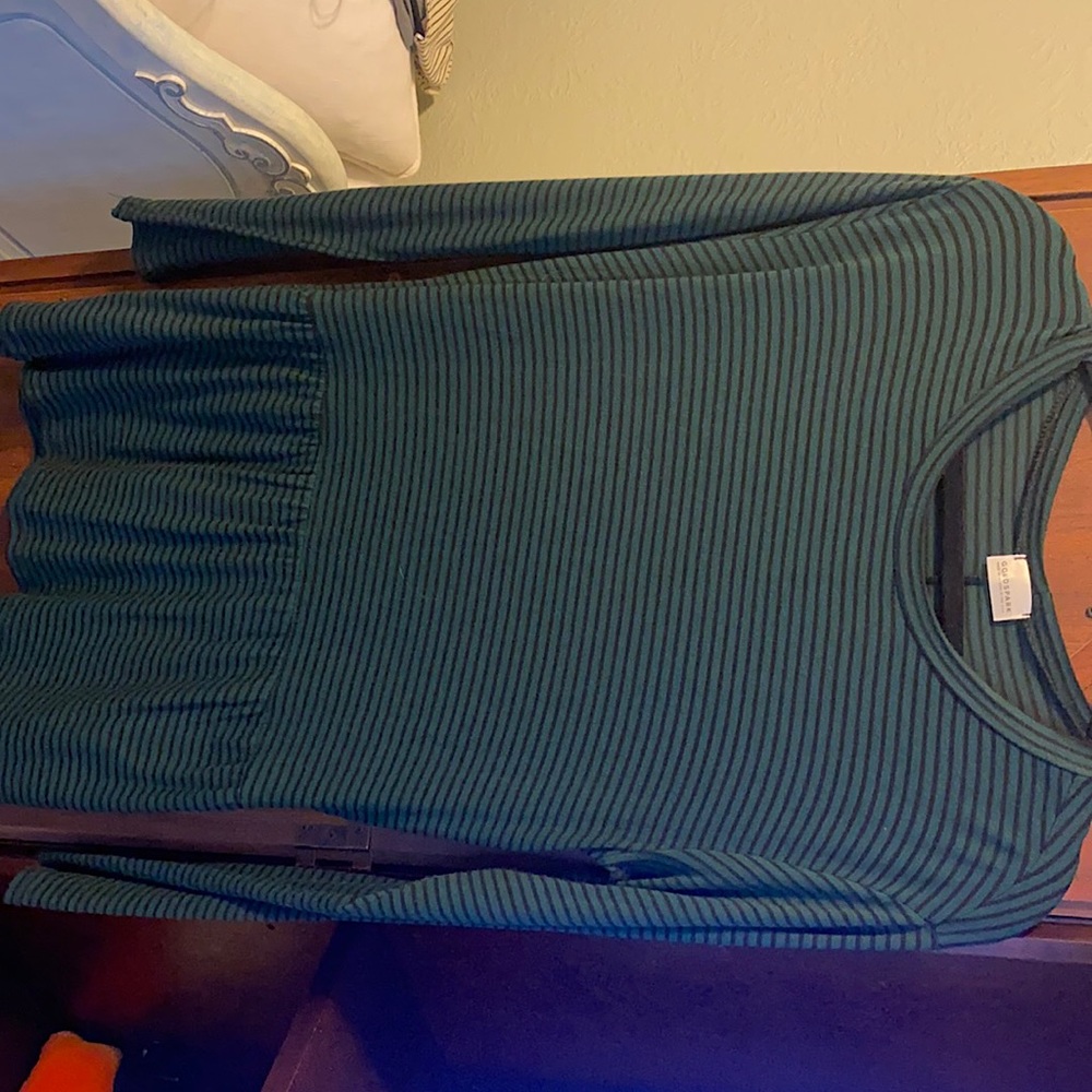 Goldspark green and black tunic top